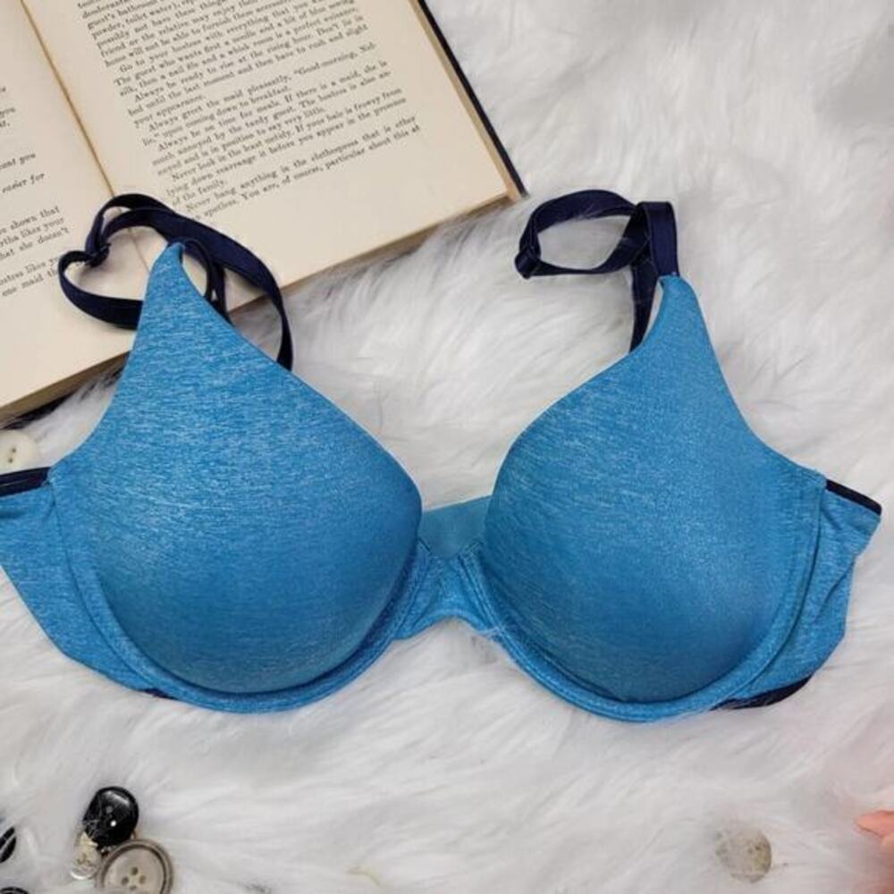 Victoria's Secret Lightly Lined Semi Demi Ombre Blue Bra‎ 34B